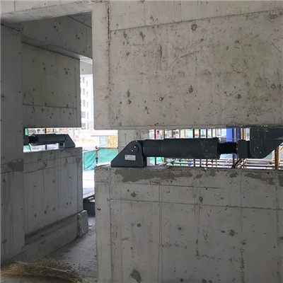 阻尼器抗震原理